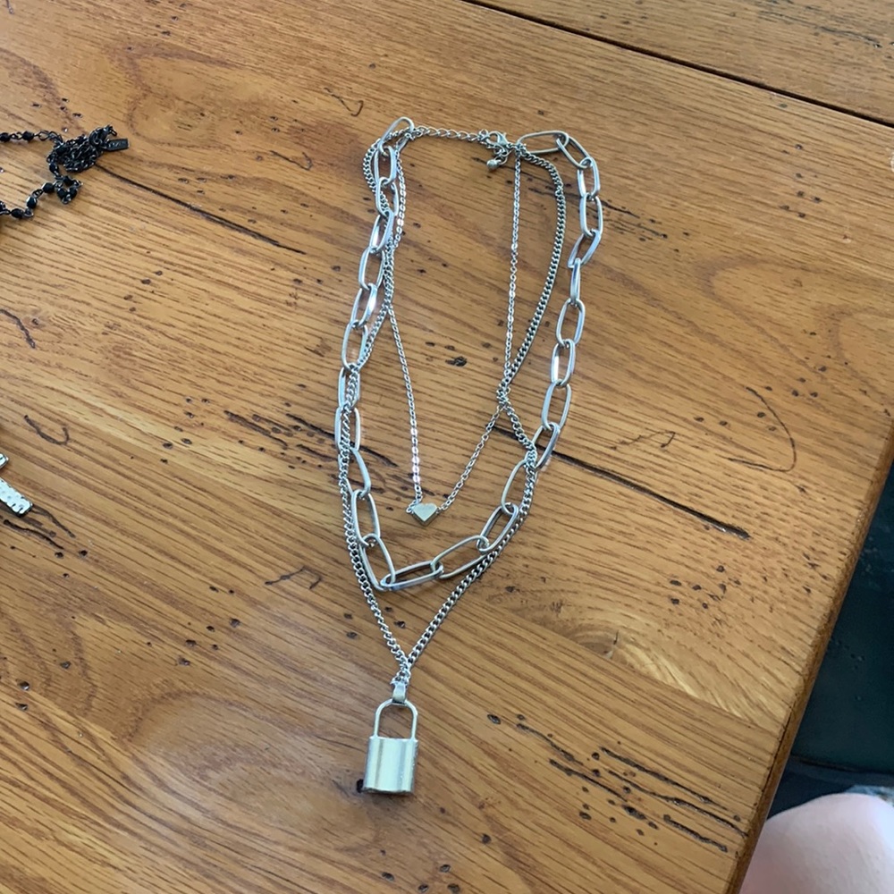 Silver layered chain